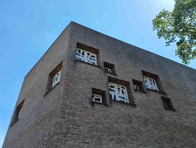 Loosdrechtseweg nr …